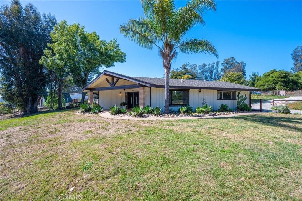 Property Photo:  636 Jameson  CA 93420 