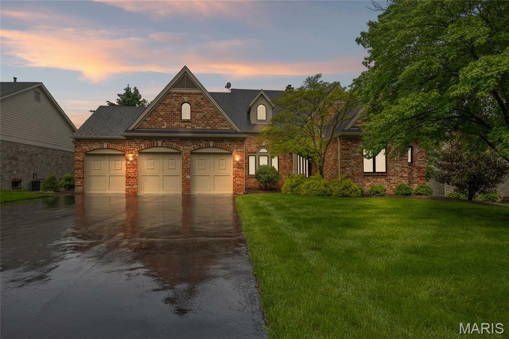 825 Cabernet Lane  St Albans MO 63073 photo