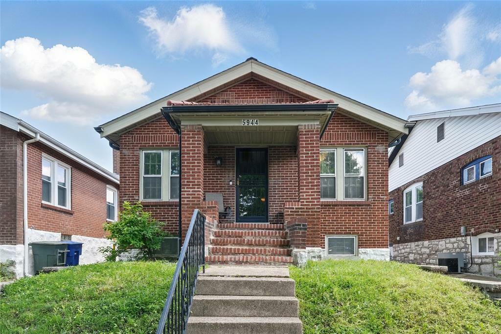 Property Photo: 5944 Wanda Avenue MO 63116