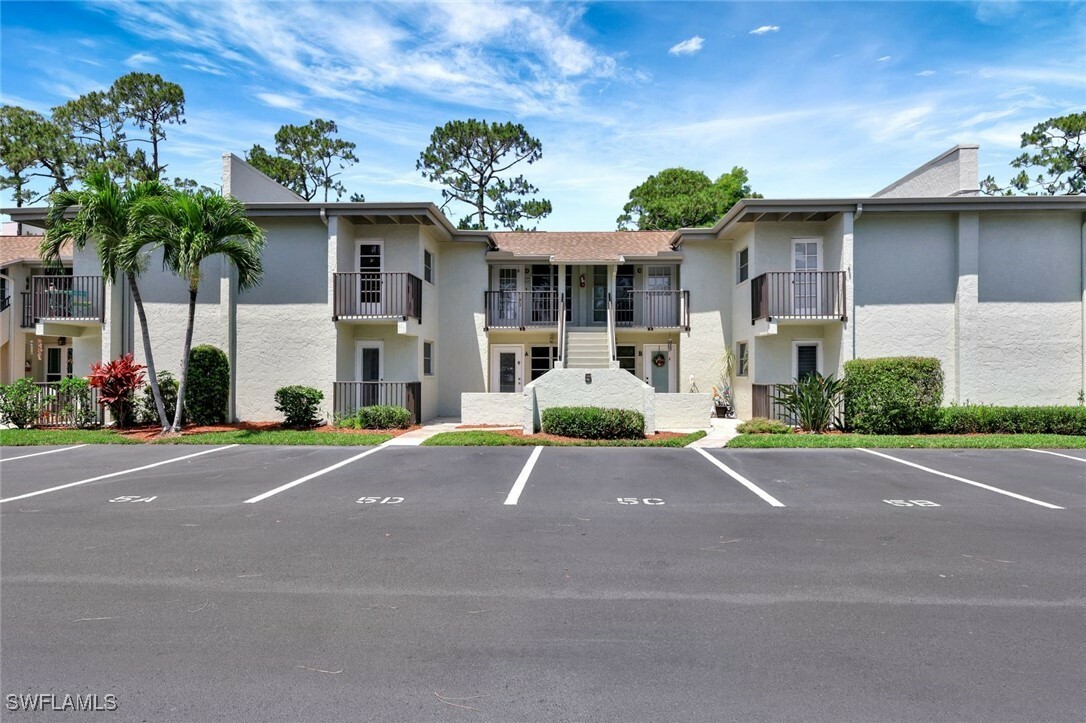 Property Photo: 7400 College Parkway 5A FL 33907