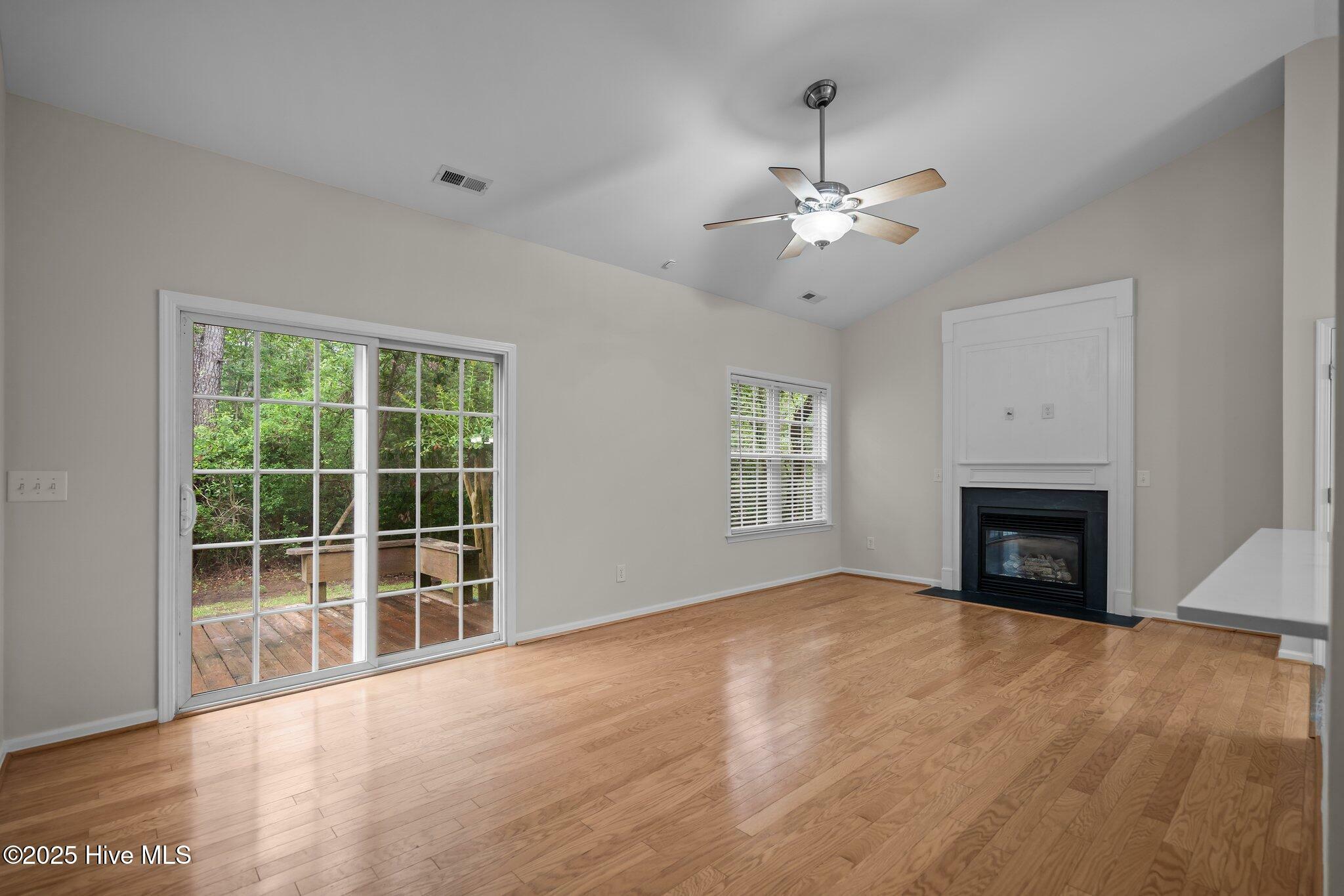 Property Photo: 6823 Hailsham Drive NC 28412