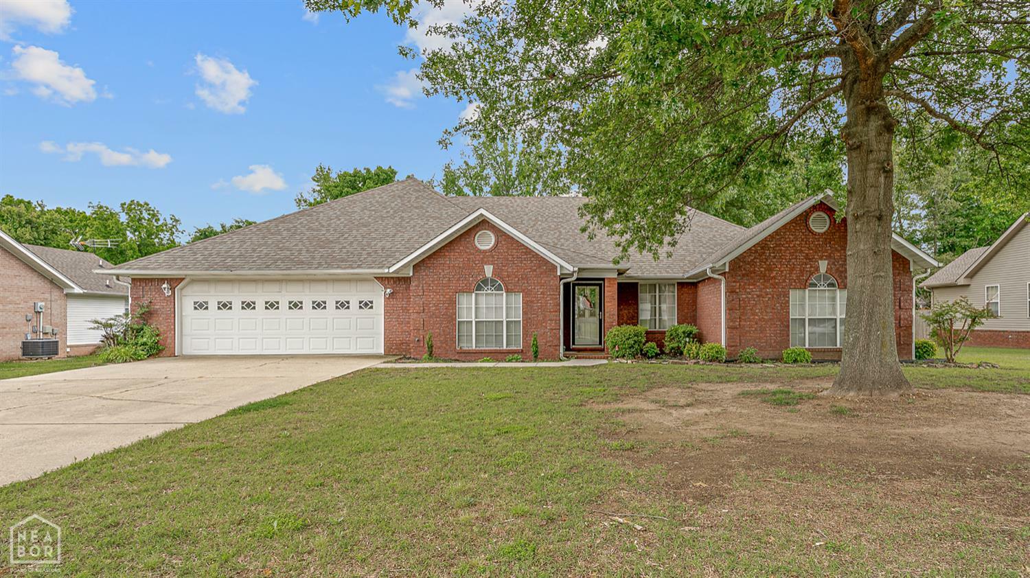 Property Photo: 6902 Deerwood Drive AR 72450