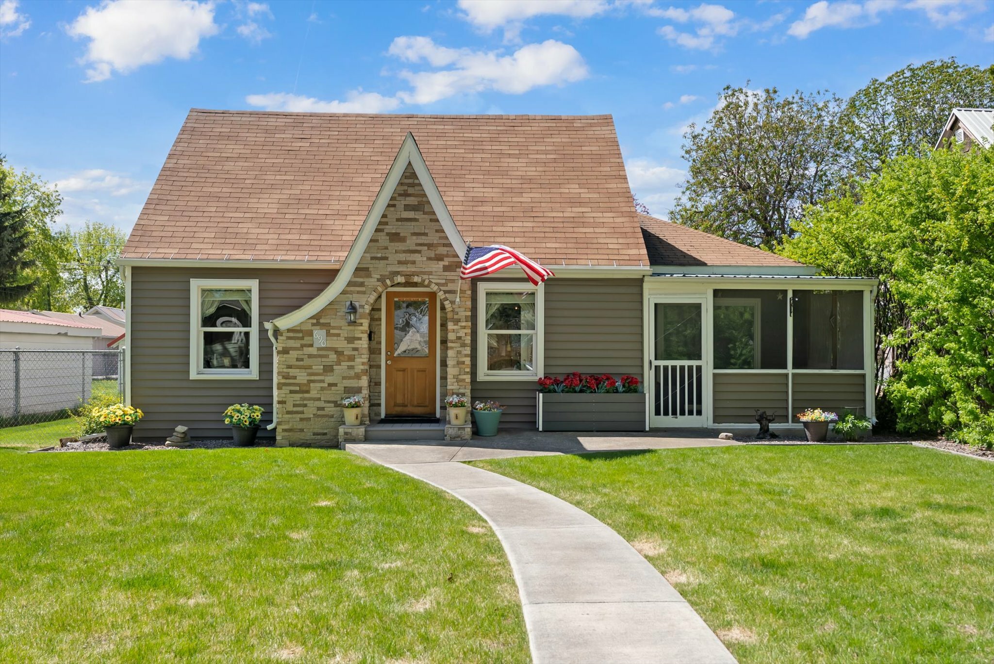 690 1st Avenue  Kalispell MT 59901 photo
