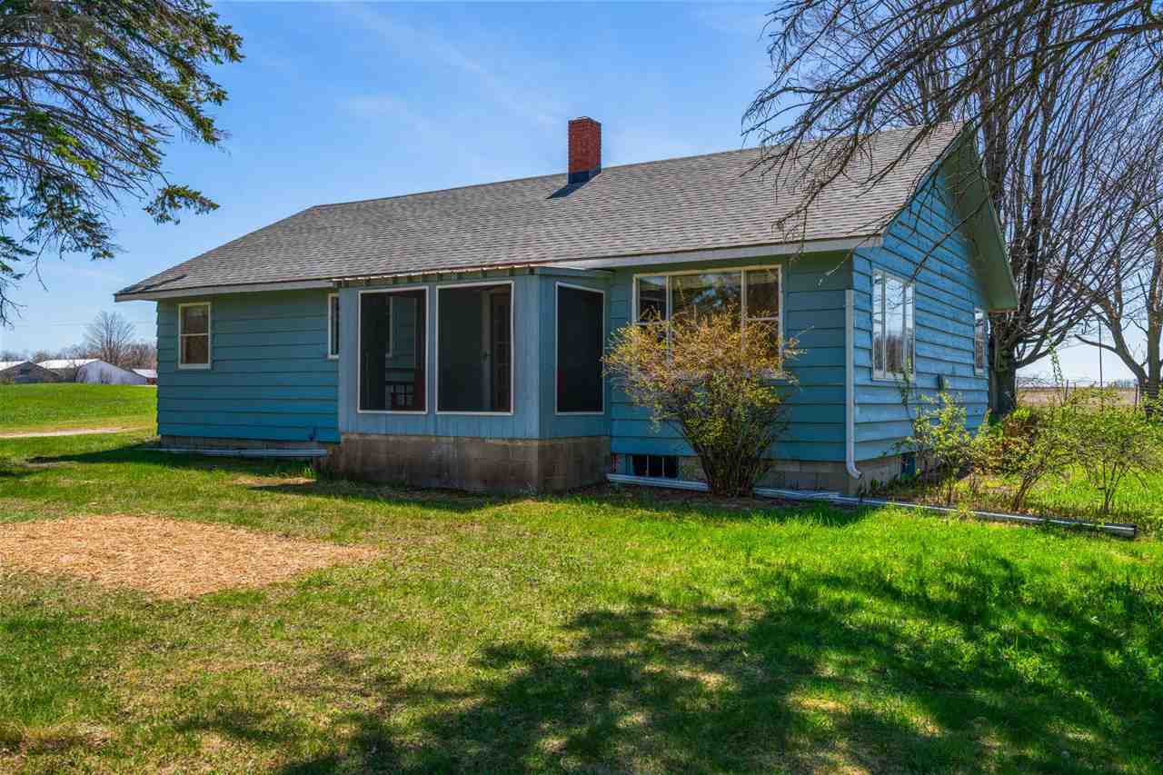 9750 Quarterline  Charlevoix MI 49720 photo