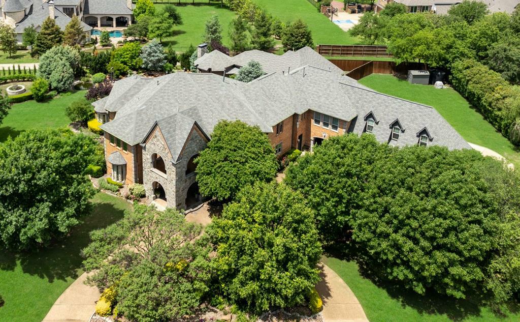 Property Photo: 2001 Creekridge Drive TX 75034