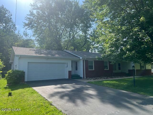 Property Photo: 2124 S Kimbrough Avenue MO 65807