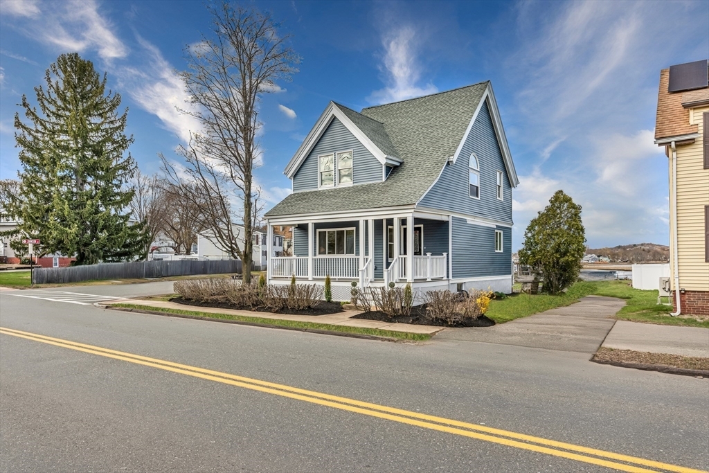 Property Photo:  24 Ballard Street  MA 01906 
