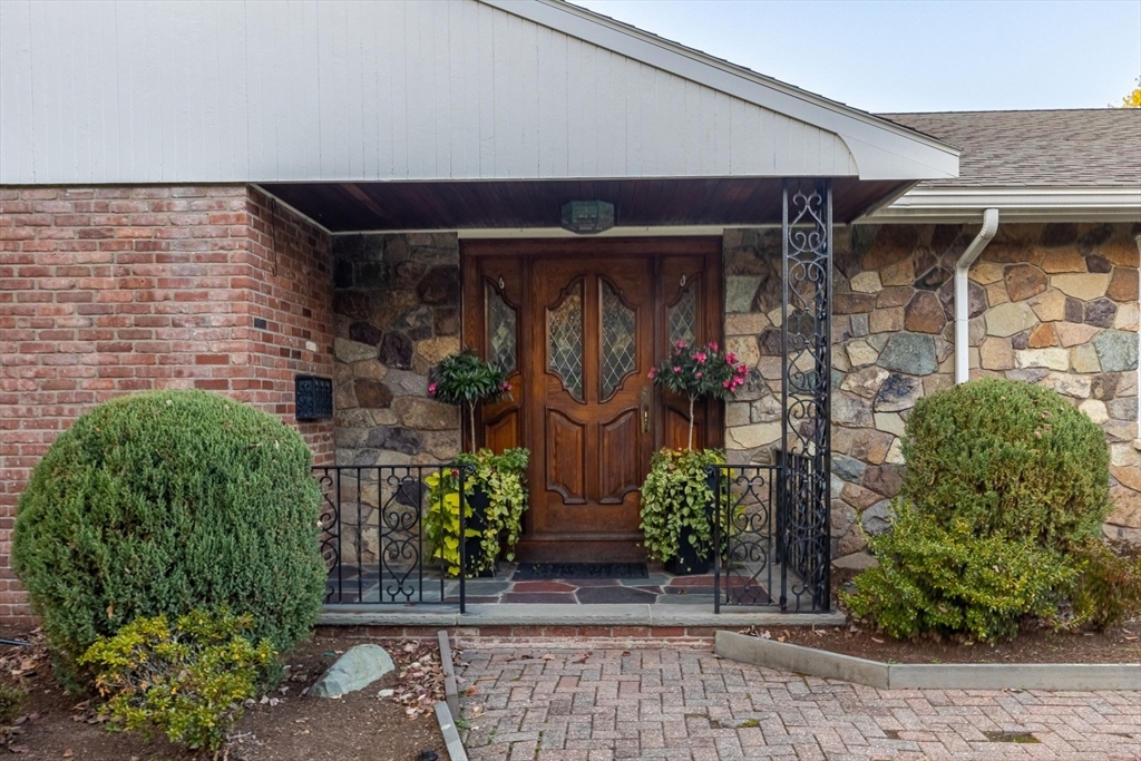 Property Photo: 464 Dudley Rd MA 02459