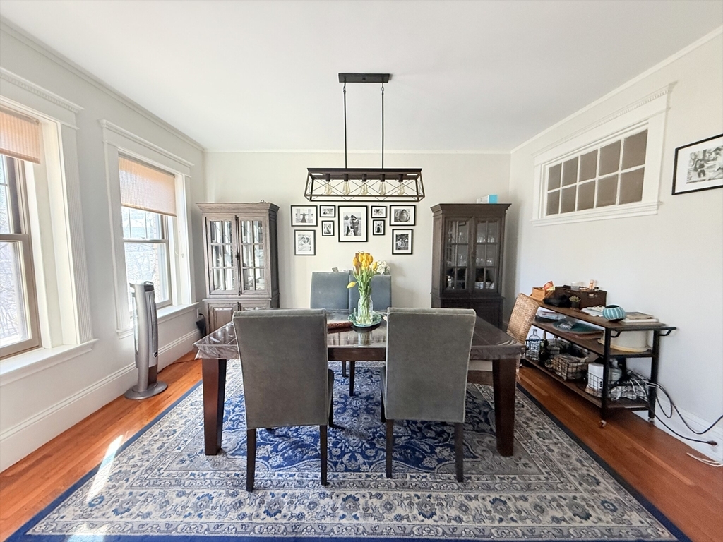 Property Photo: 1584 Beacon St 1 MA 02446