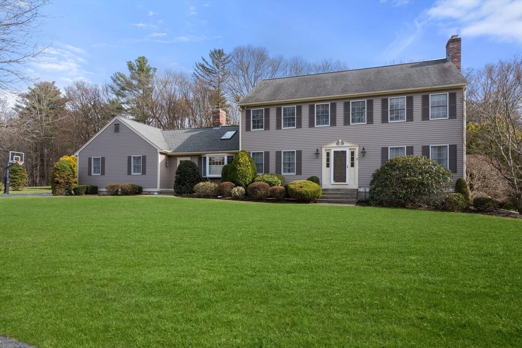 Property Photo: 7 Waybridge Lane MA 01778