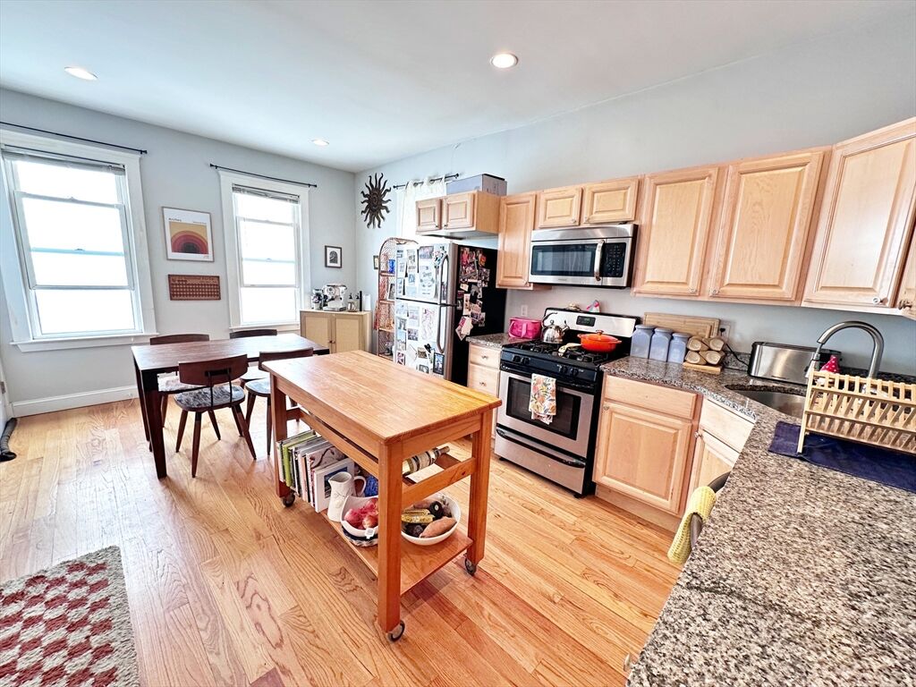 Property Photo:  194 Marion St 3  MA 02128 