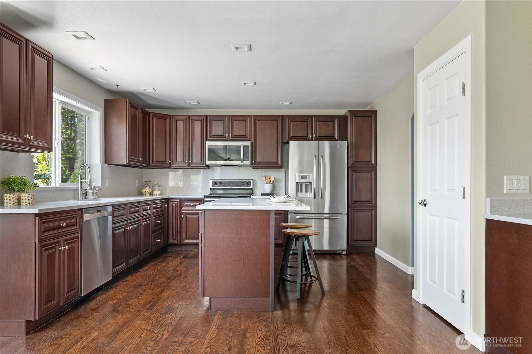 Property Photo:  1325  Olsen Avenue  WA 98321 