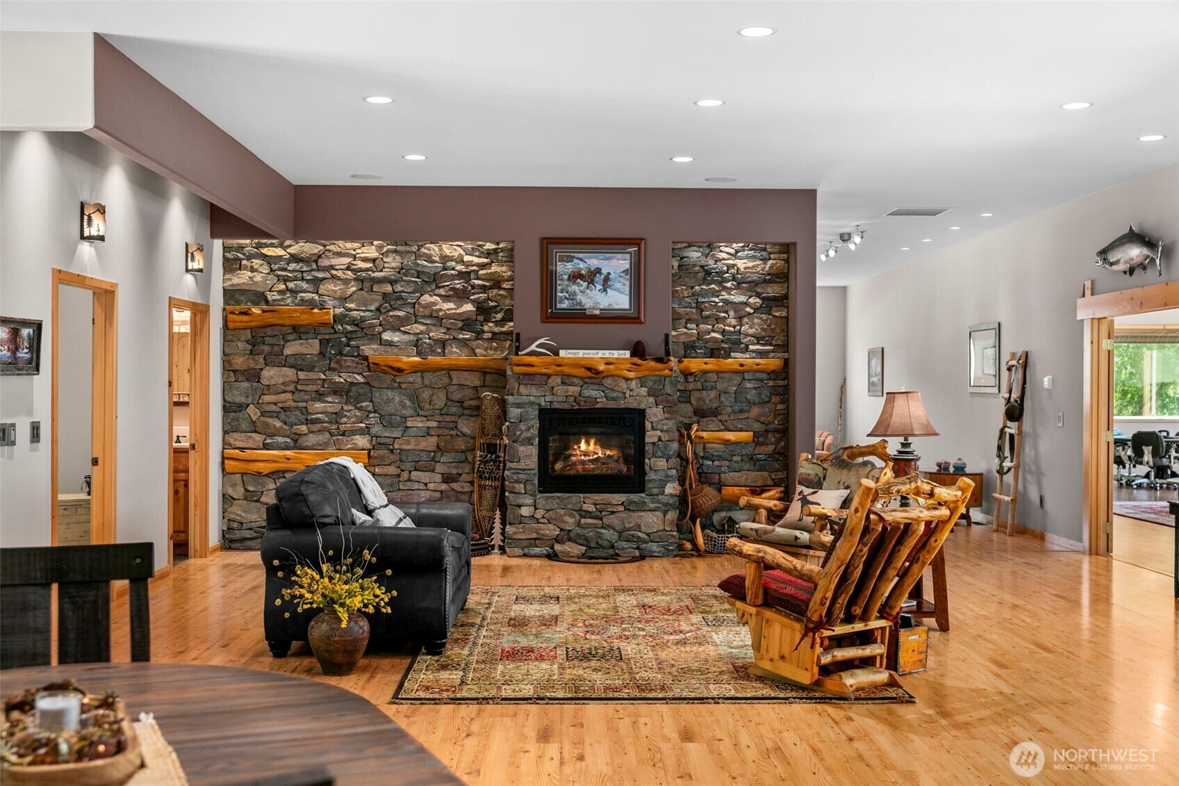 Property Photo: 2720 NW Cascade Avenue WA 98802