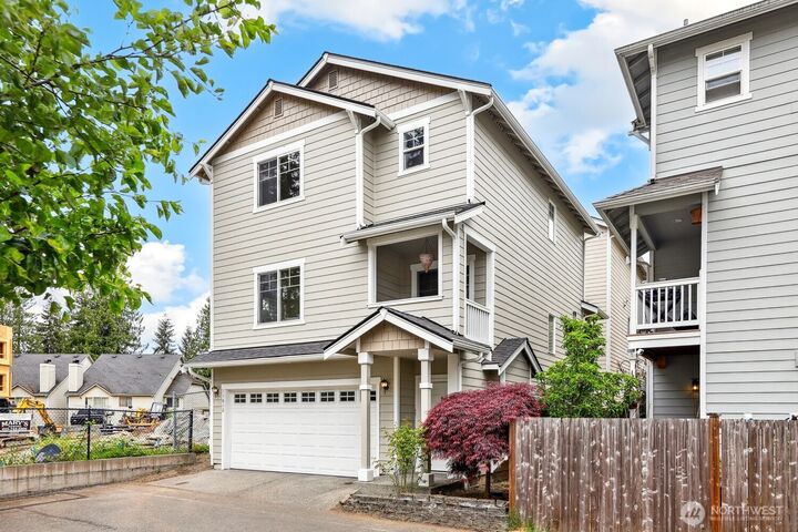 Property Photo:  11812  14th Avenue W  WA 98204 