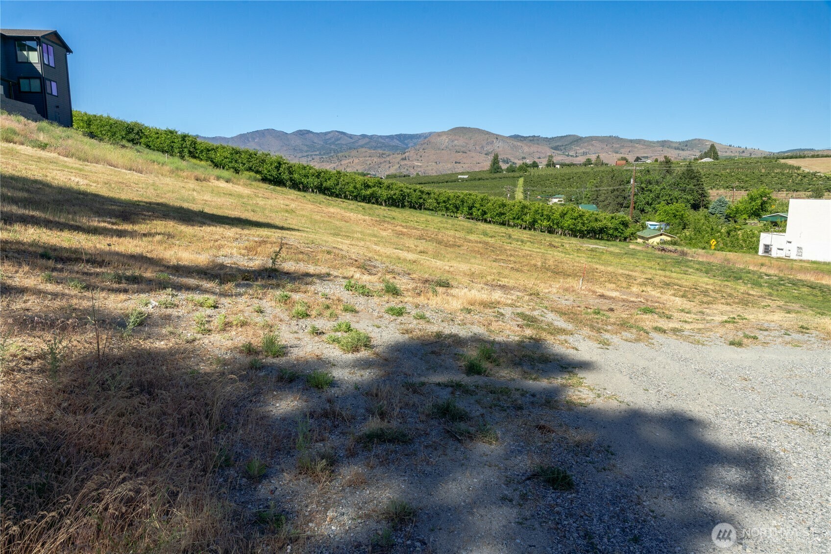 Property Photo: 76 Firenza Lane WA 98831