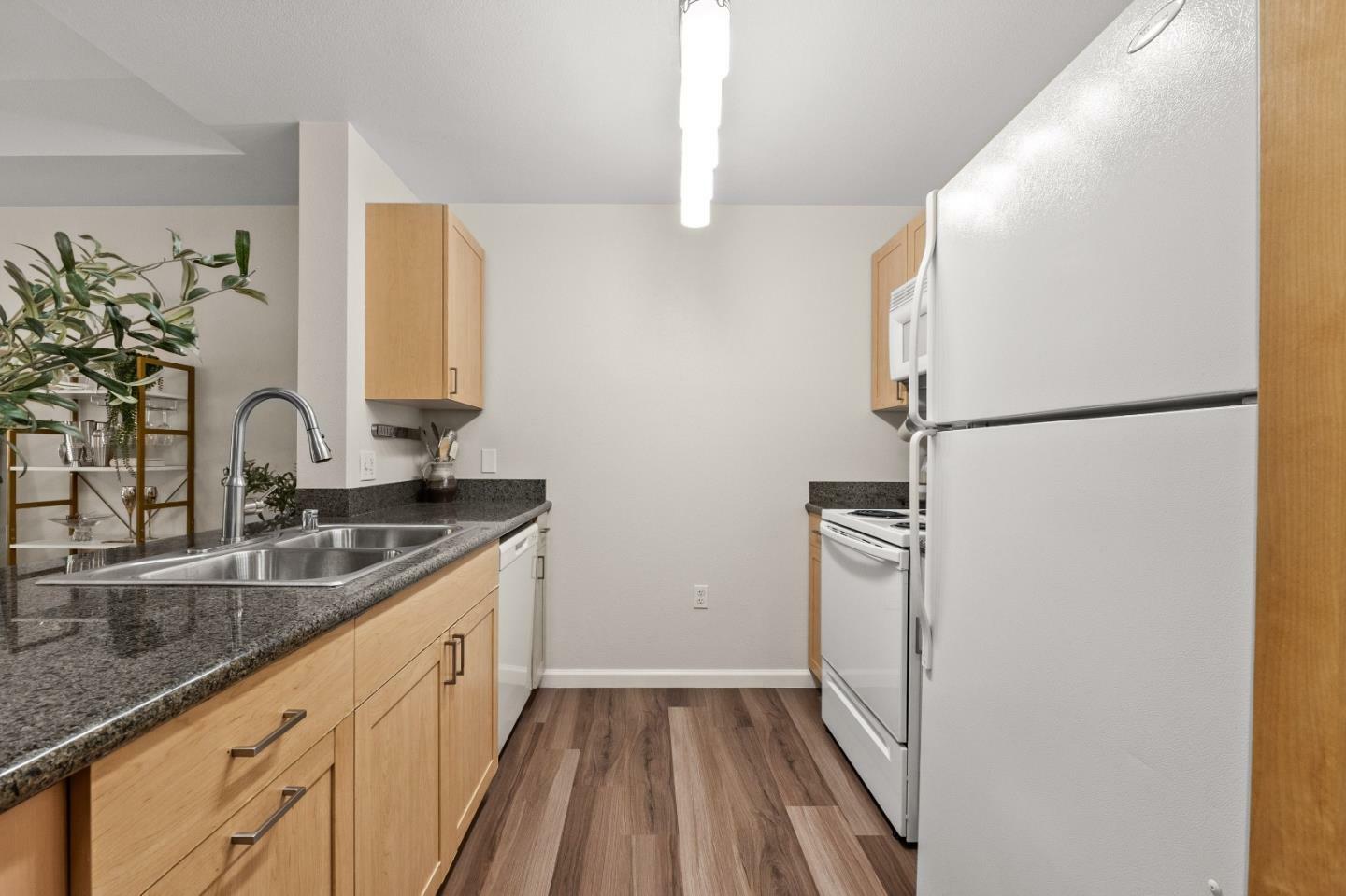 Property Photo: 1550 Technology Drive 2106 CA 95110