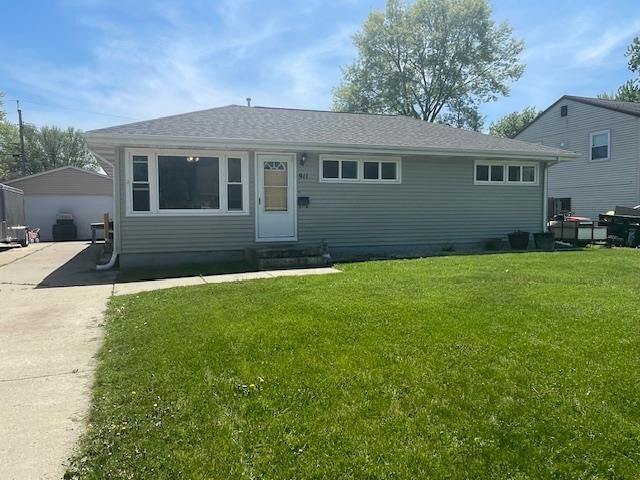 Property Photo:  911 Wolcott Street  WI 53546 