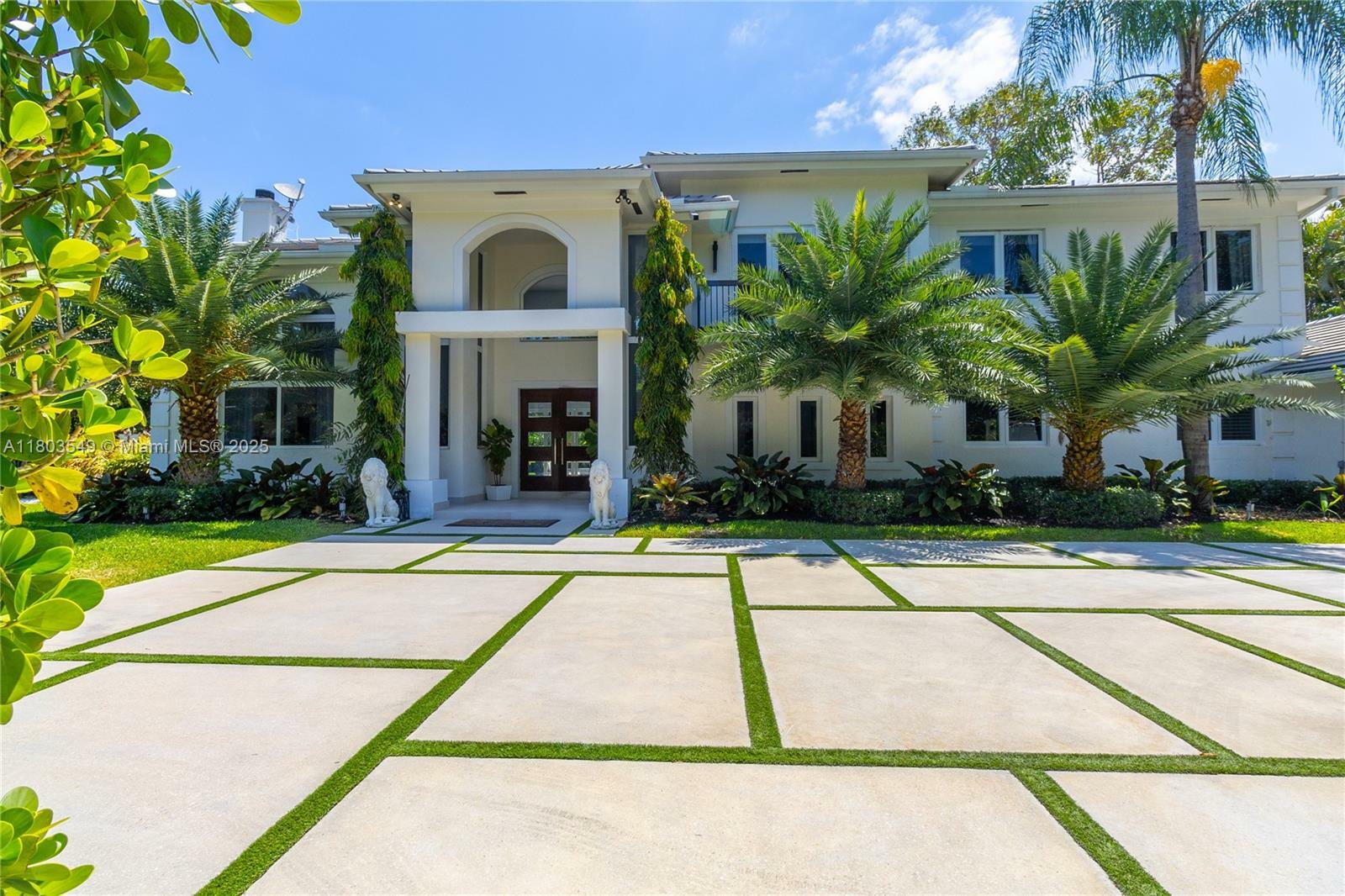 Property Photo: 7201 Ponce De Leon Rd FL 33143