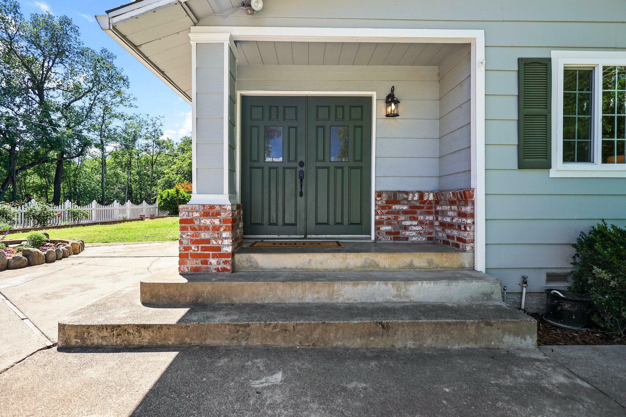 Property Photo: 19186 Knighton Road CA 96001