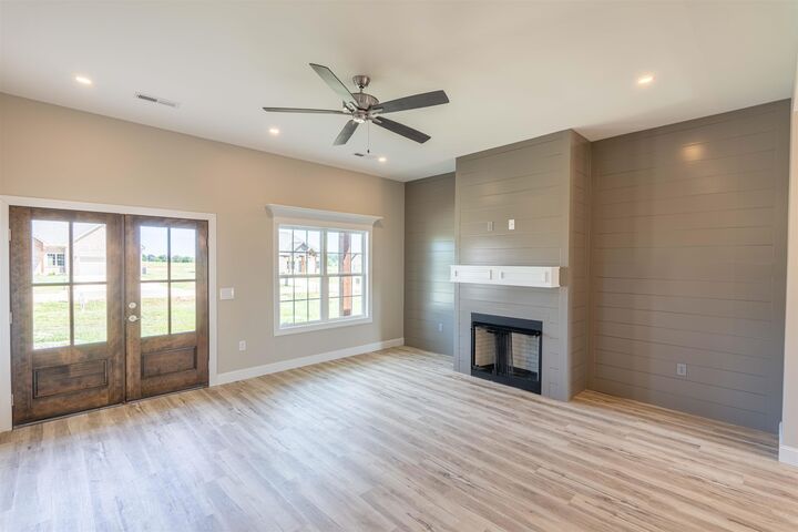 Property Photo: 250 Hummingbird Way AL 35645 - KILLEN