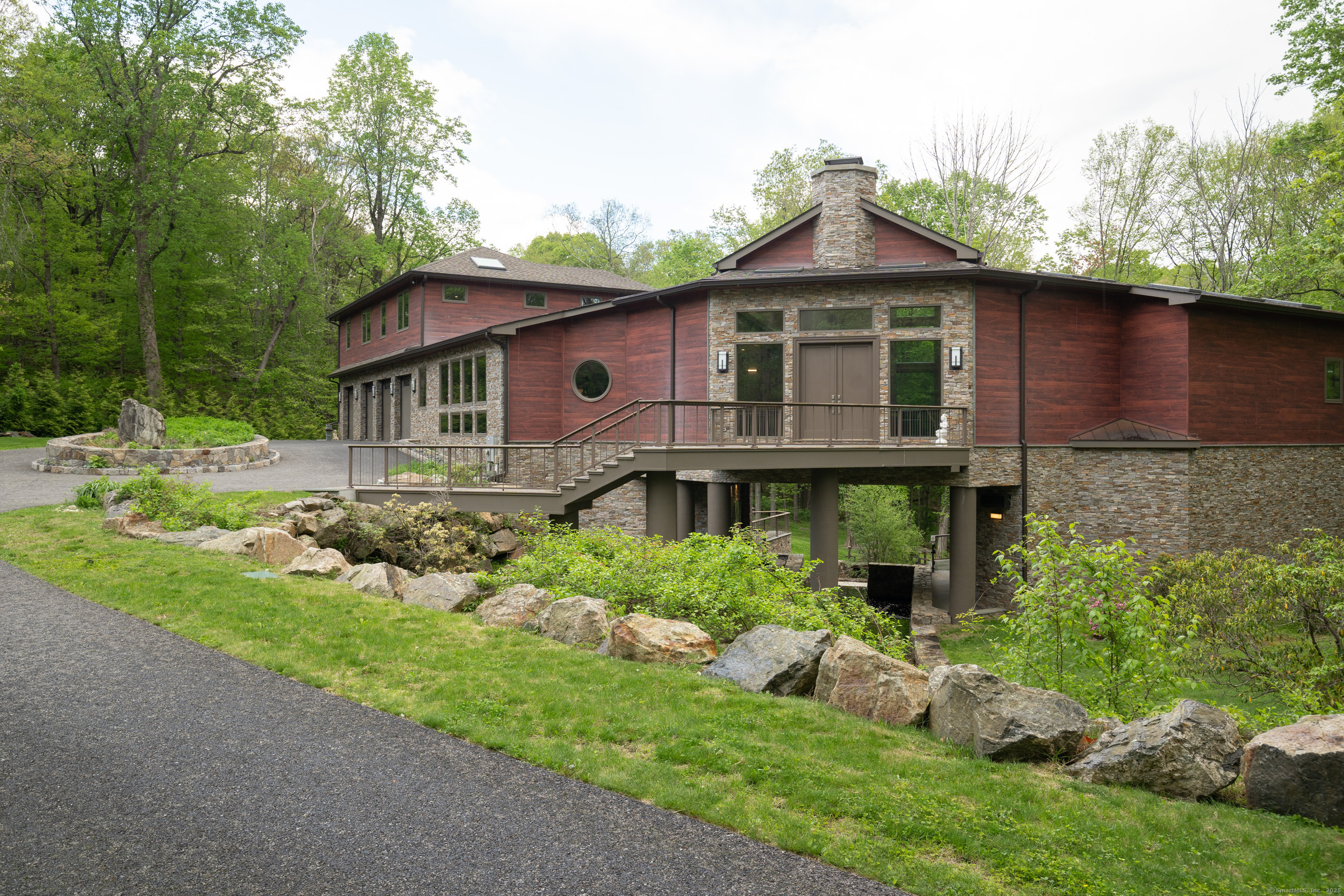 Property Photo: 88 Green Lane CT 06877