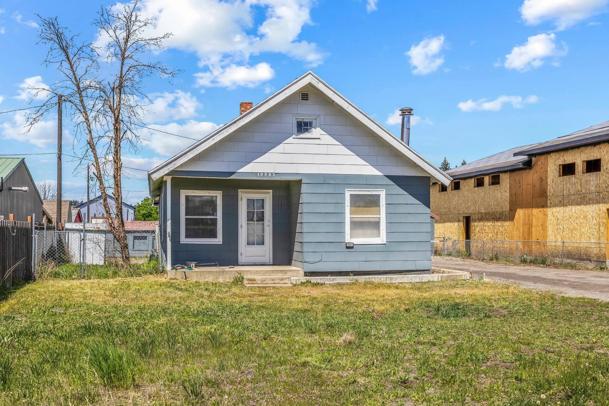 Property Photo: 10807 E Trent Ave WA 99206