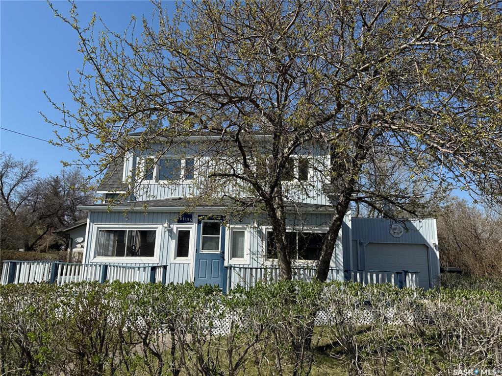 Property Photo:  8 Dr Arthur Avenue  SK S0C 2H0 