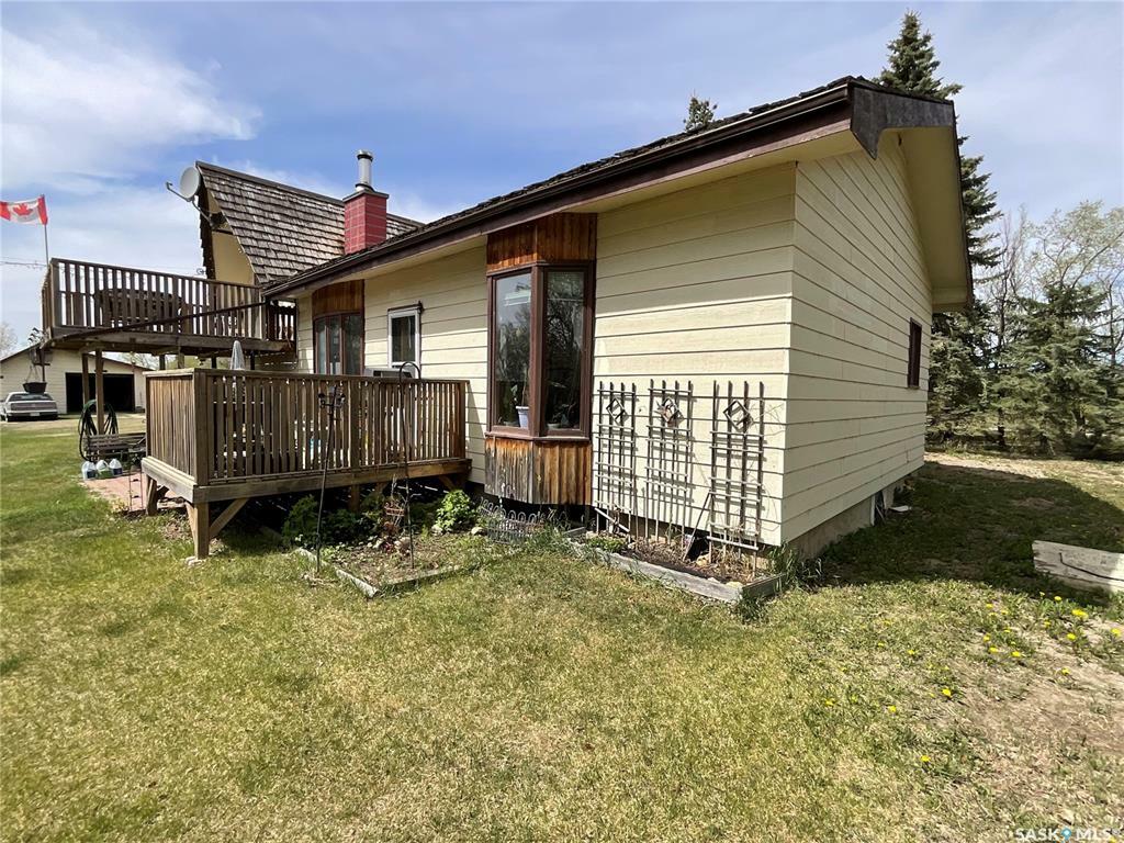 Property Photo: Rural Address SK S0K 4R0