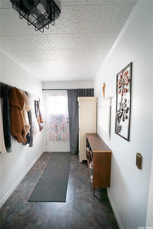 Property Photo:  317 Saskatchewan Avenue S  SK S0G 4M0 