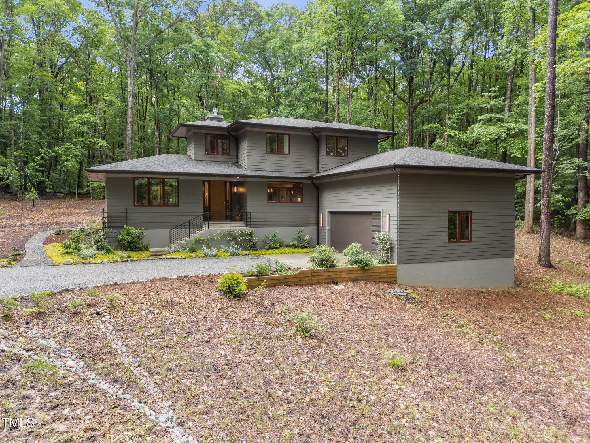 Property Photo: 1115 Trailwood Drive NC 27606