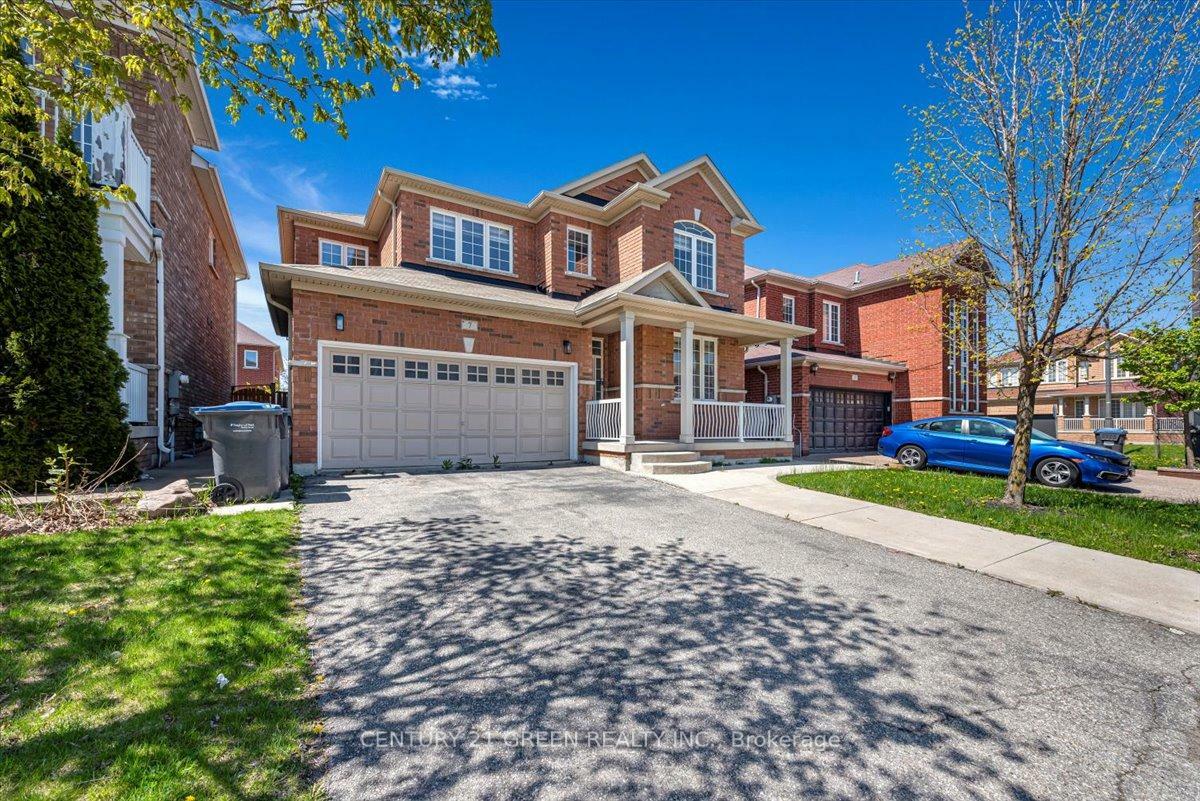 Property Photo: 7 Accent Circle ON L7A 0L2