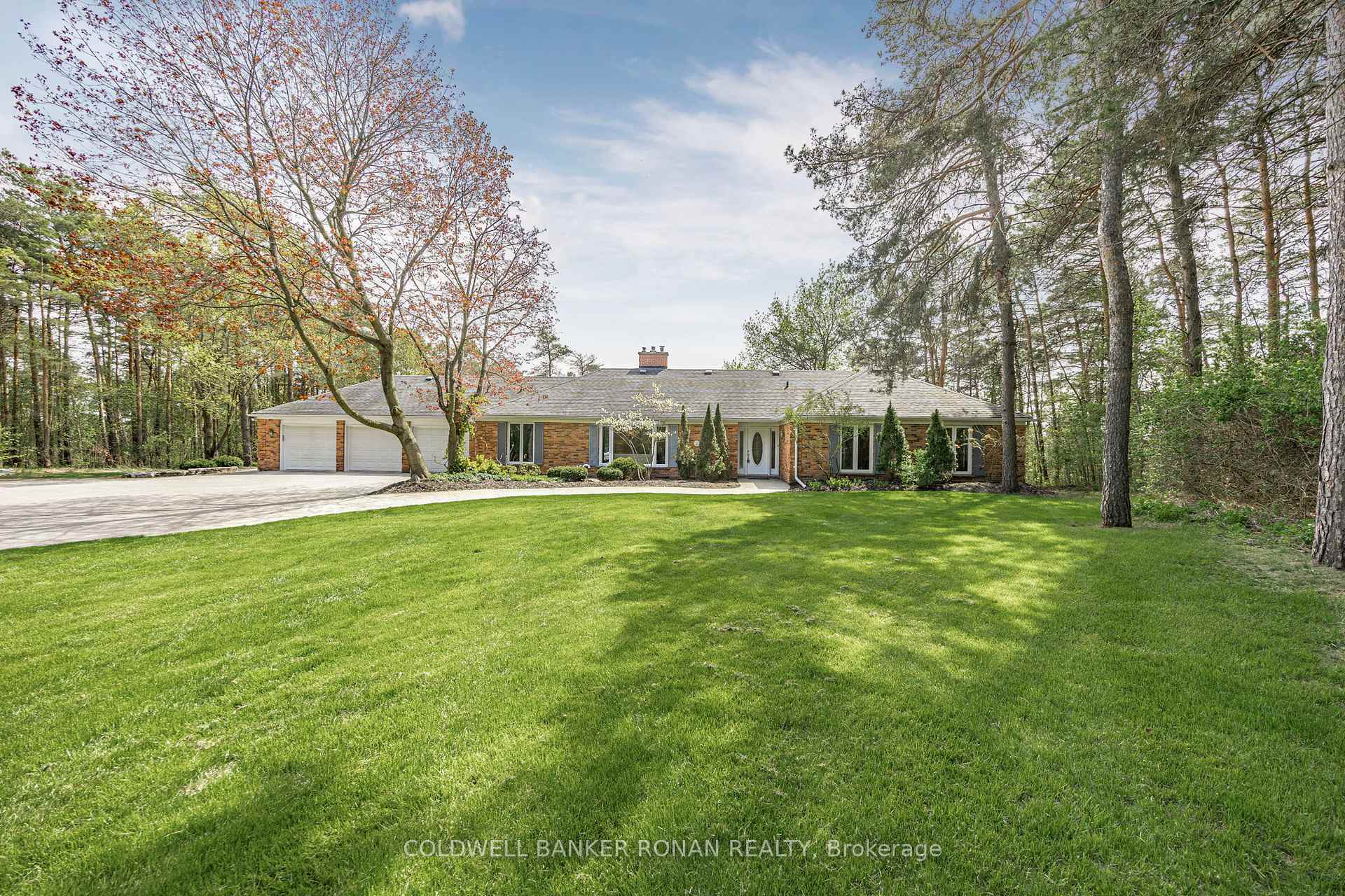 3 Pyne Hills Court  New Tecumseth ON L0G 1W0 photo