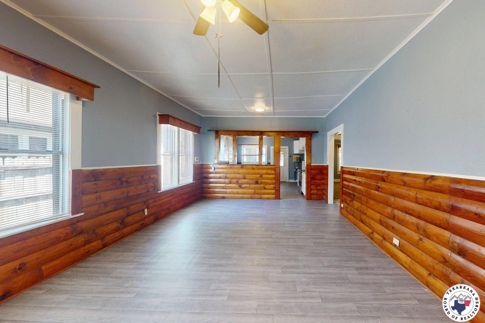 Property Photo:  2006 Walnut  TX 75501 