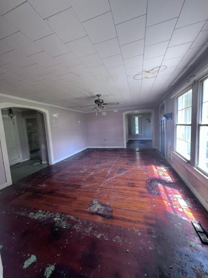 Property Photo:  2514 15th Ave  AL 35565 