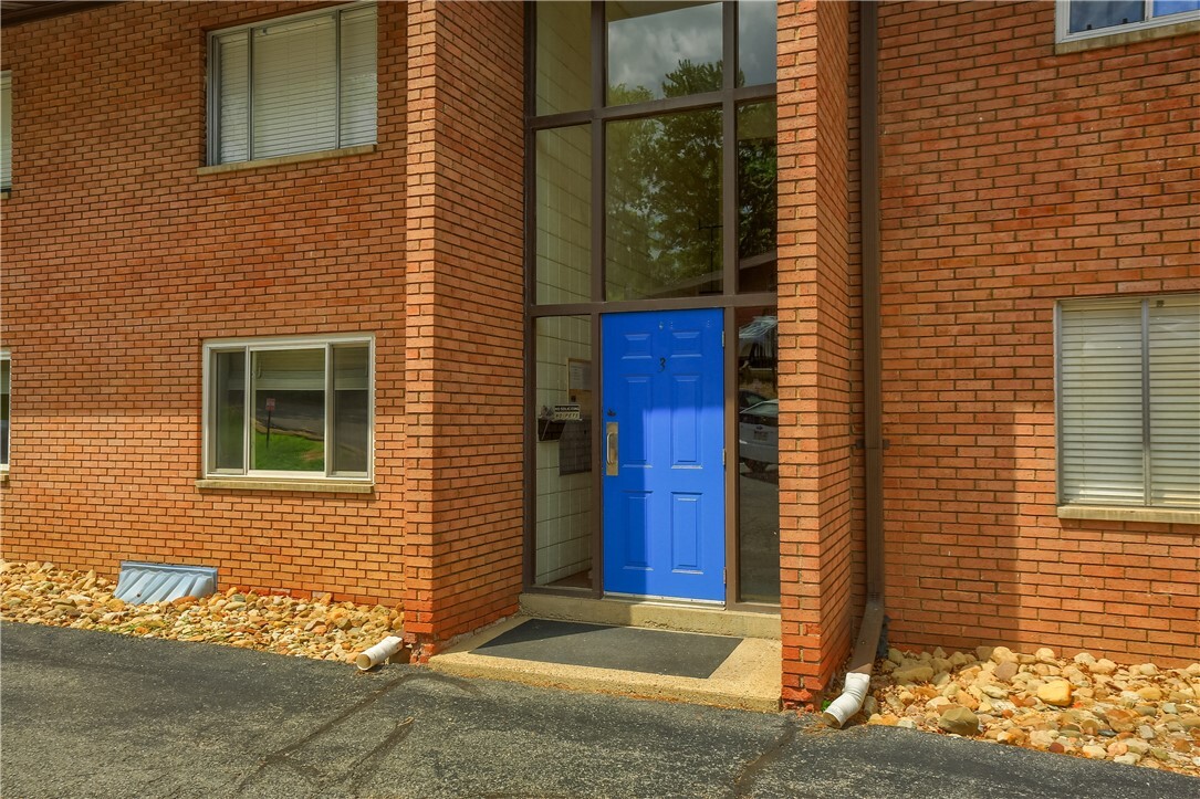 8179 Ohio River Blvd 16  Emsworth PA 15202 photo