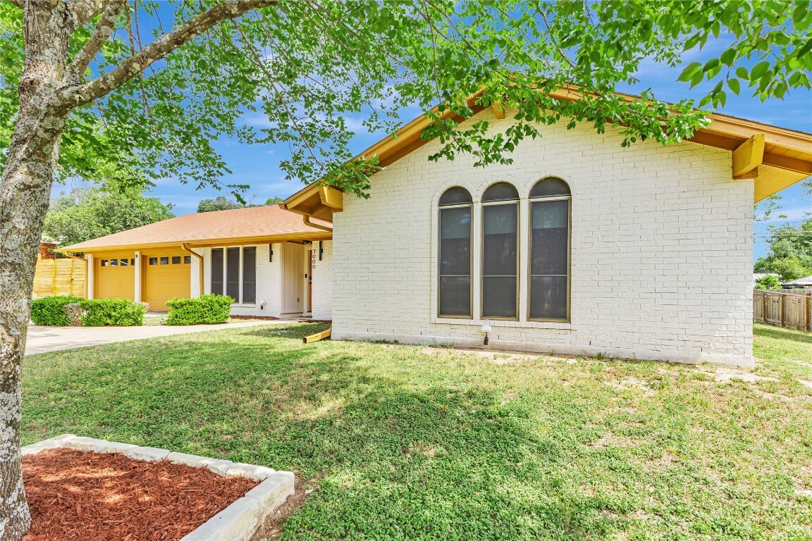 Property Photo: 7000 Scenic Brook Drive TX 78736
