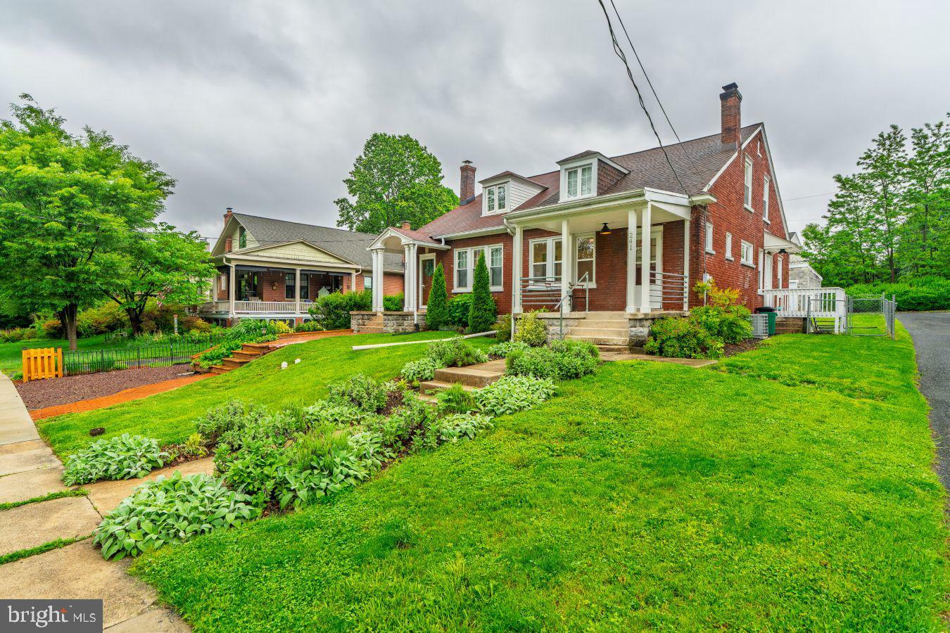 241 Atkins Avenue  Lancaster PA 17603 photo