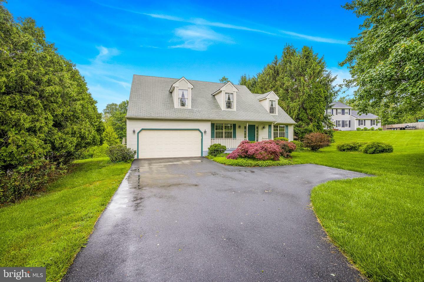 Property Photo: 116 Whitney Drive PA 19311