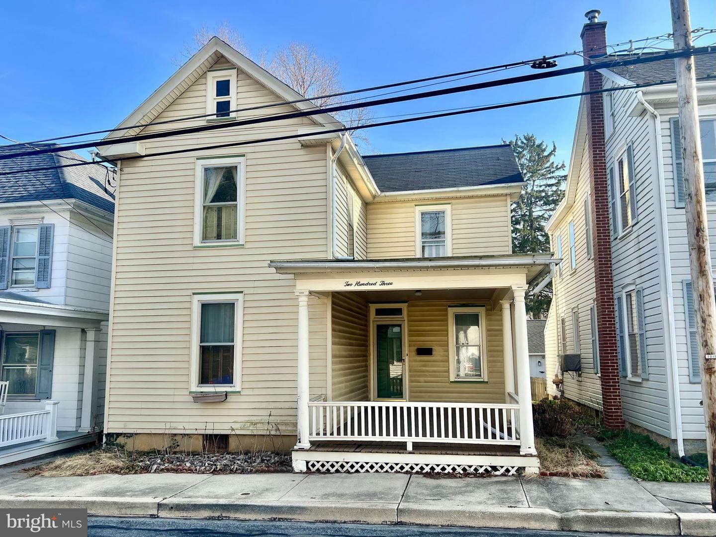 203 N Cedar Street  Lititz PA 17543 photo