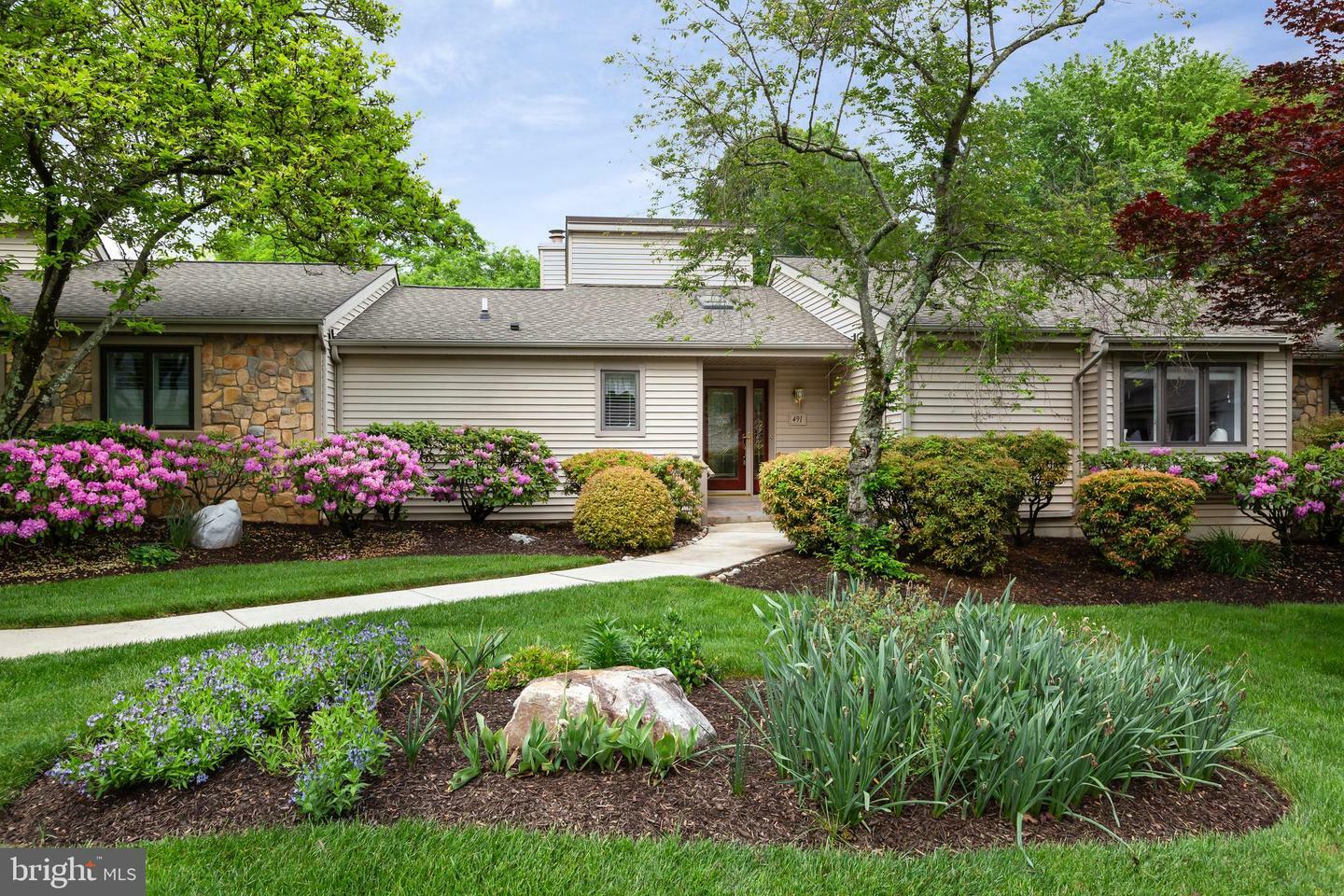 Property Photo: 491 Eaton Way PA 19380