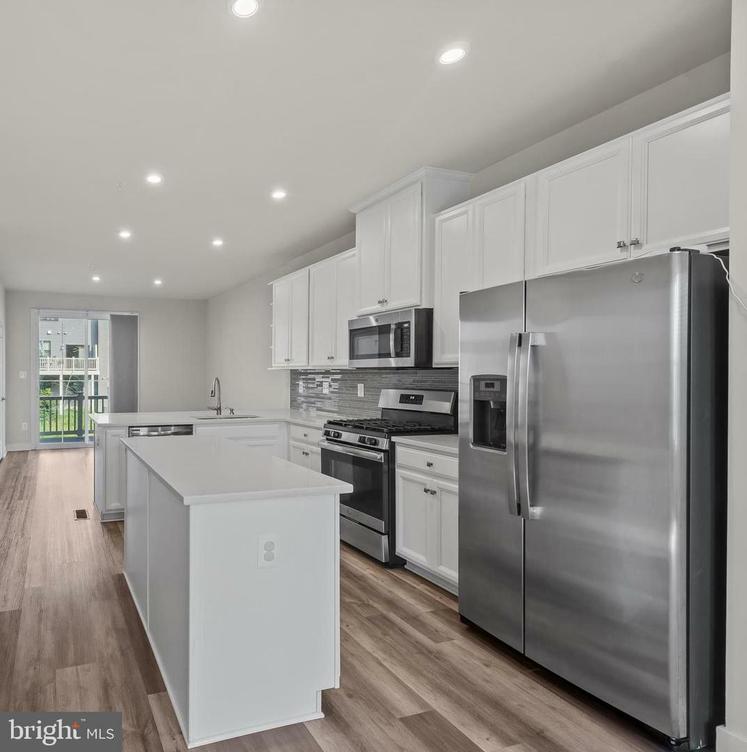 Property Photo: 7743 Steatite Lane MD 21060