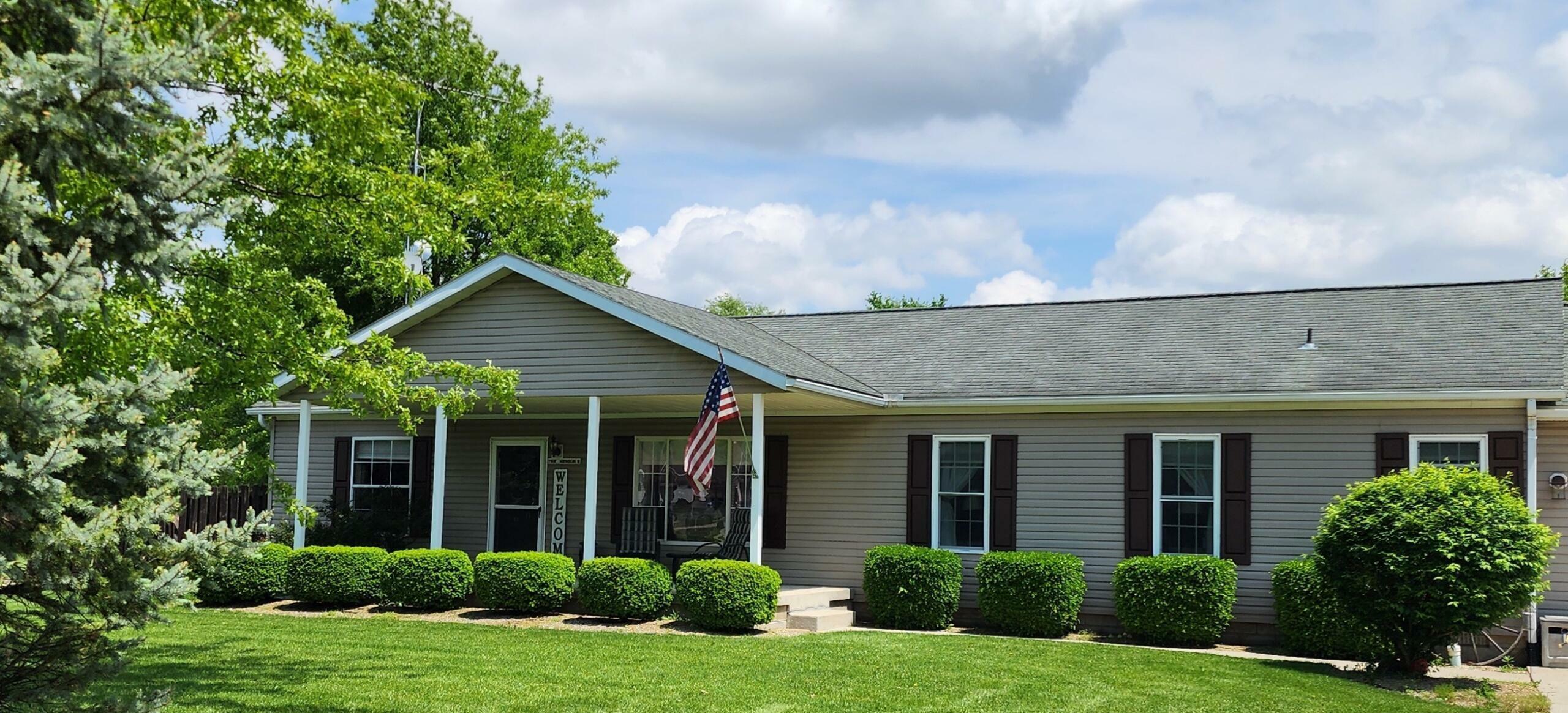 Property Photo: 608 Kells Lane OH 43344