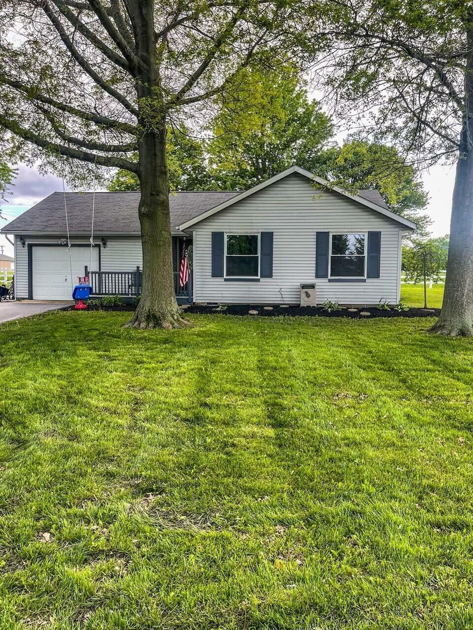 Property Photo: 40 Dooley Drive Drive OH 43060
