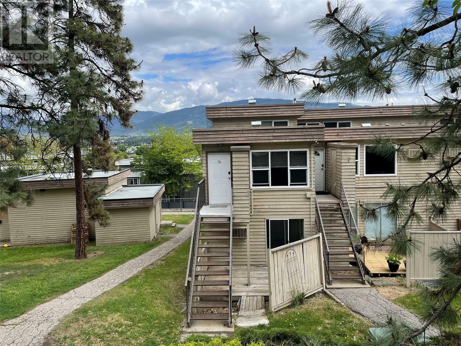 Property Photo:  3800 40 Avenue 78  BC V1T 6S3 