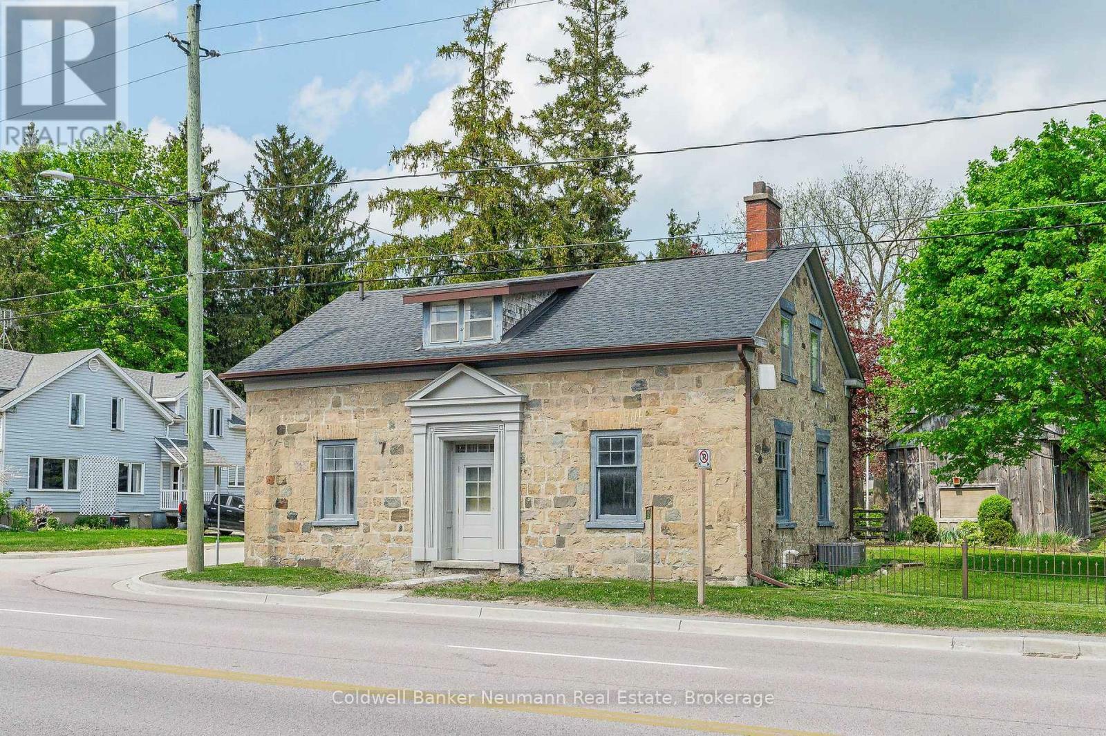 Photo de la propriété: 52 Brock Road South ON N0B 2J0