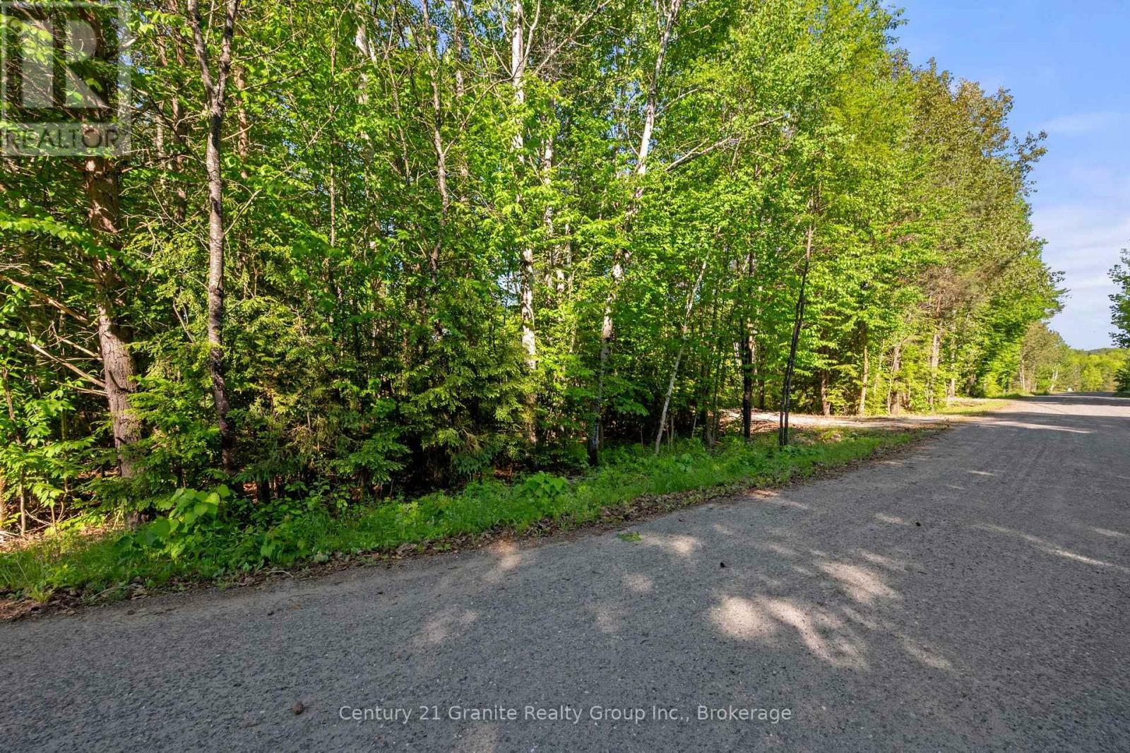 Property Photo:  1042 Suburban Court  ON K0M 2K0 