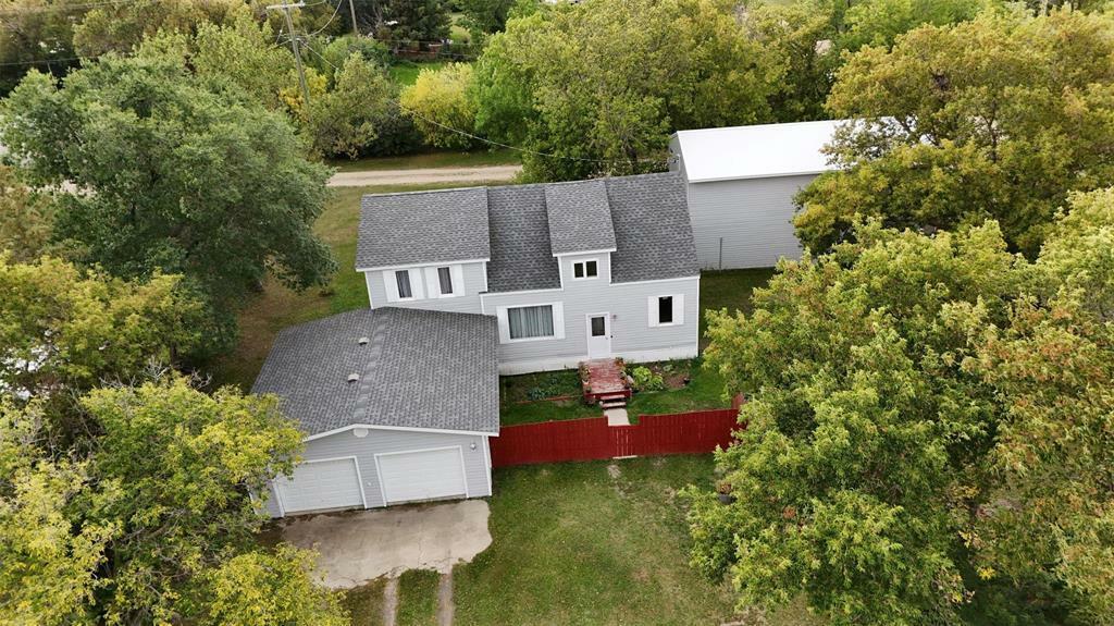 Property Photo: 125 George Street West MB R0K 0C0