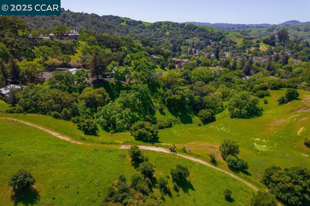 Property Photo:  575 Morecroft Rd  CA 94549 