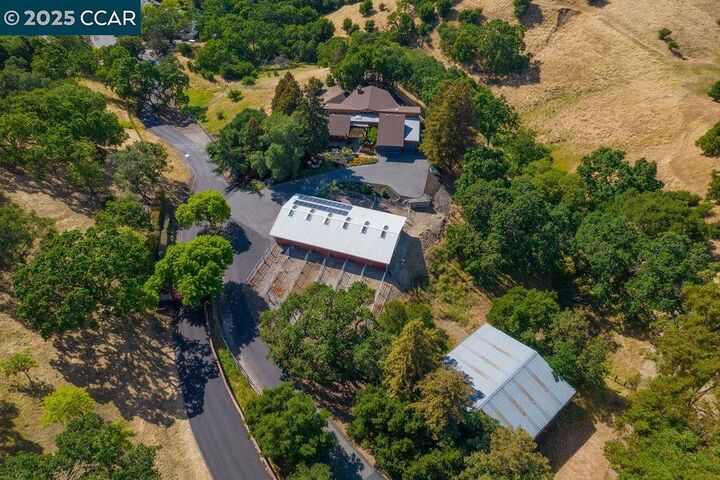 Property Photo: 575 Morecroft Rd CA 94549