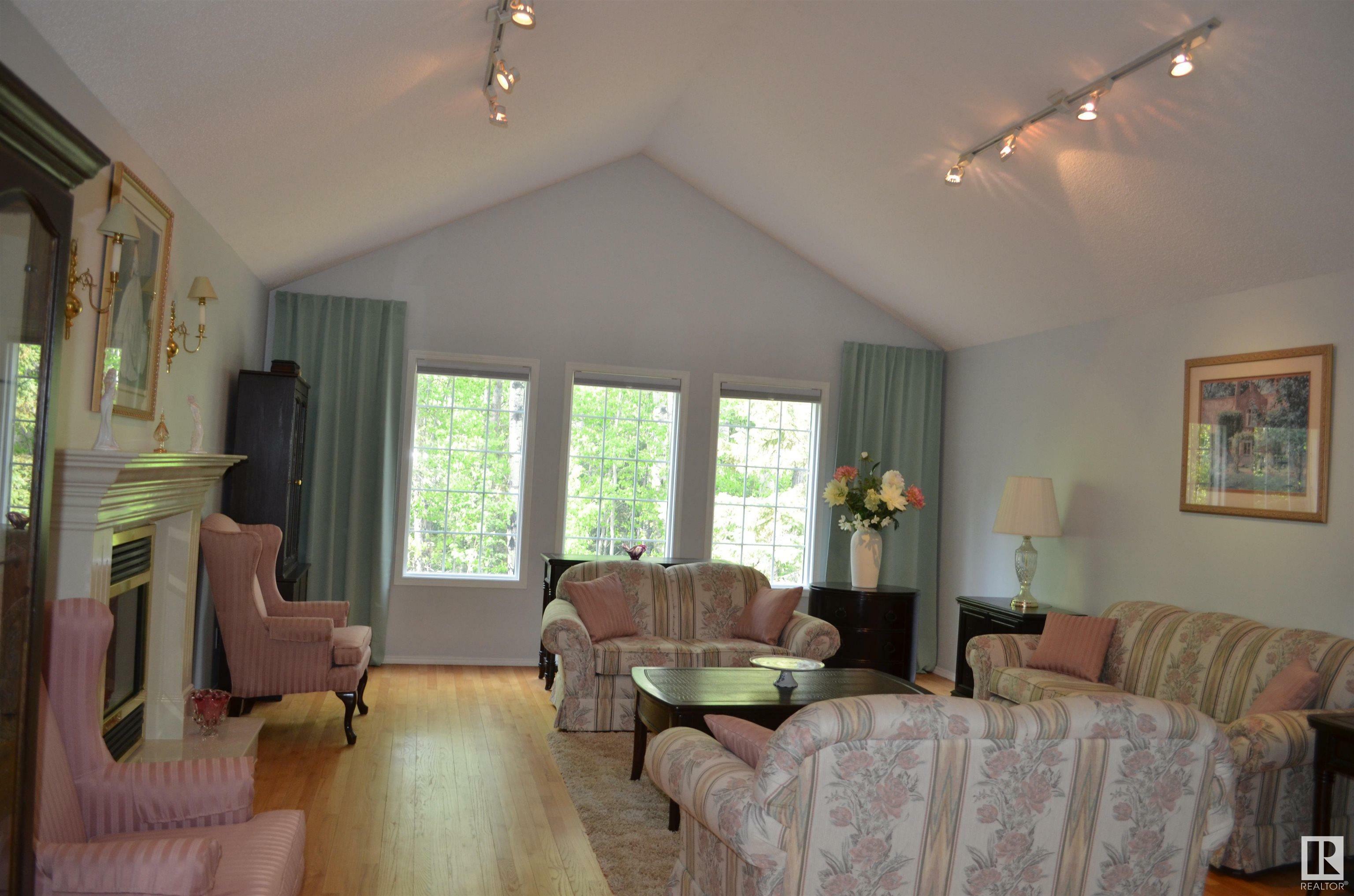 Property Photo: 51128 Rge Road 261 37 AB T7Y 1B8